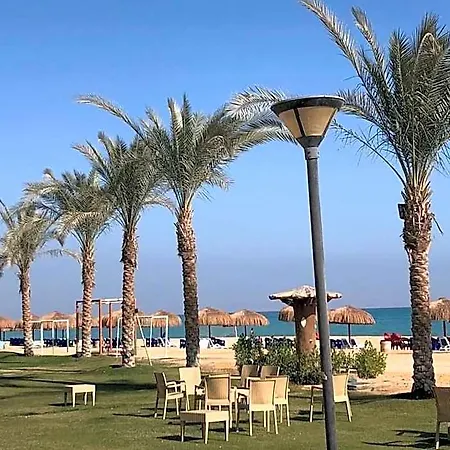 Laserina Palm Beach For Families Only Ground Floor With Big Garden (Adults Only)