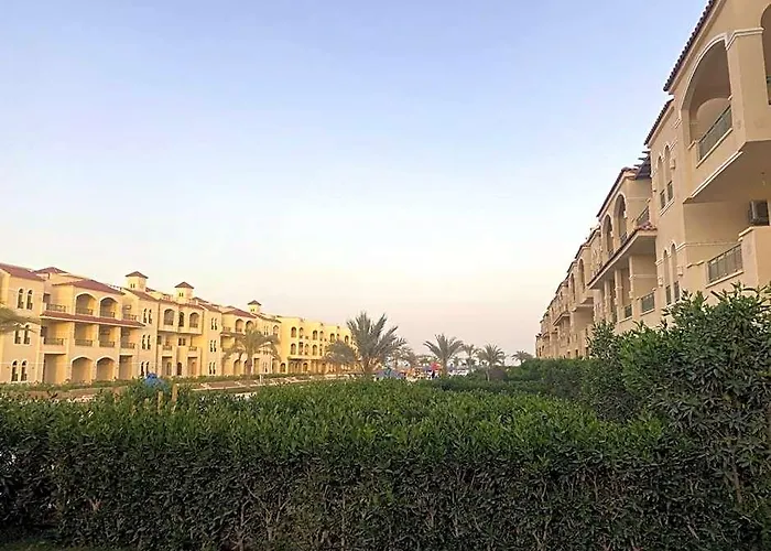 Laserina Palm For Families Only Ground Floor With Big Garden (adults Only) Szálloda El-Hafayir