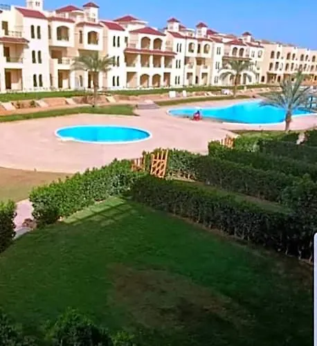 Laserina Palm For Families Only Ground Floor With Big Garden (adults Only) Szálloda El-Hafayir